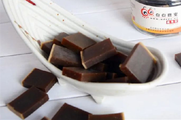 鹿角膠用量一般多少克 鹿角膠吃多了有什么副作用嗎 鹿角膠用量一般多少克 鹿角膠吃多了有什么副作用嗎