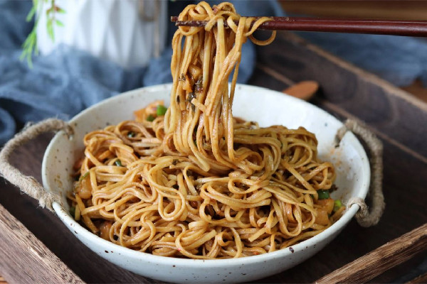 熱干面用什么芝麻醬 熱干面放多少芝麻醬 熱干面用什么芝麻醬 熱干面放多少芝麻醬