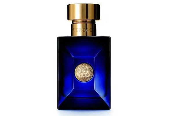 范思哲香水和香奈兒香水哪個(gè)好 范思哲香水和迪奧香水屬于同級別的嗎