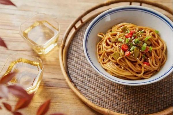 熱干面哪個(gè)牌子最正宗 熱干面是武漢傳統(tǒng)小吃嗎 熱干面哪個(gè)牌子最正宗 熱干面是武漢傳統(tǒng)小吃嗎