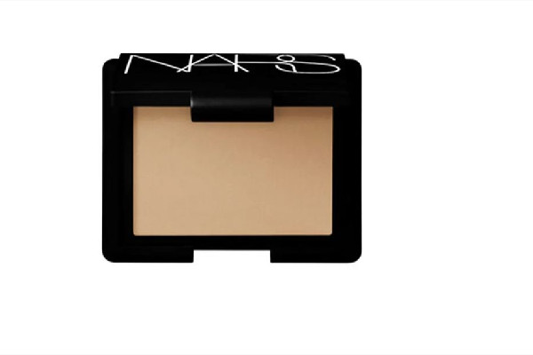 修容粉好用還是修容棒好用 修容粉的正確使用方法 修容粉好用還是修容棒好用 修容粉的正確使用方法