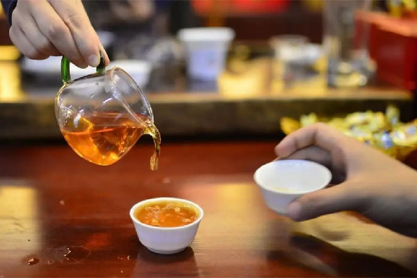 四季春是不是鐵觀音 四季春和鐵觀音有什么區(qū)別 四季春是不是鐵觀音 四季春和鐵觀音有什么區(qū)別