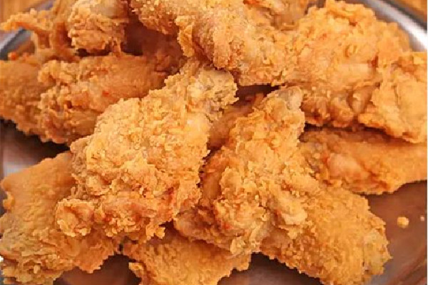 炸雞的熱量是多少大卡 炸雞和燒烤哪個熱量高 炸雞的熱量是多少大卡 炸雞和燒烤哪個熱量高