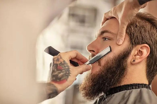 刮胡子可以干刮嗎 刮胡子的正確方法 刮胡子可以干刮嗎 刮胡子的正確方法