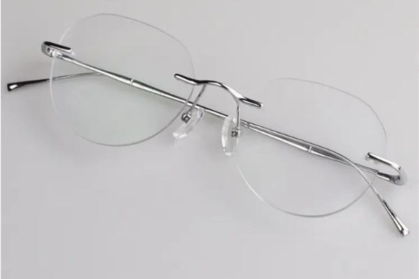 無框眼鏡會不會容易壞 無框眼鏡佩戴注意點(diǎn)