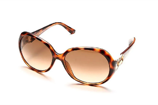 太陽鏡可以防藍(lán)光嗎 太陽鏡會傷害眼睛嗎