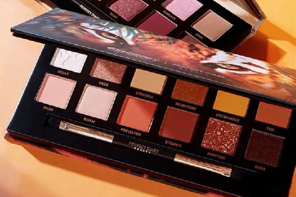 完美日記眼影盤推薦哪個好用 完美日記眼影盤有幾種 完美日記眼影盤推薦哪個好用 完美日記眼影盤有幾種