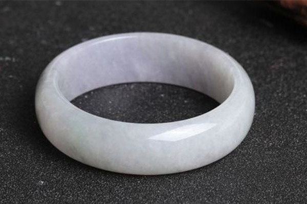 紫羅蘭手鐲有棉絮會(huì)影響價(jià)值嗎 紫羅蘭手鐲棉絮多是假的嗎 紫羅蘭手鐲有棉絮會(huì)影響價(jià)值嗎 紫羅蘭手鐲棉絮多是假的嗎