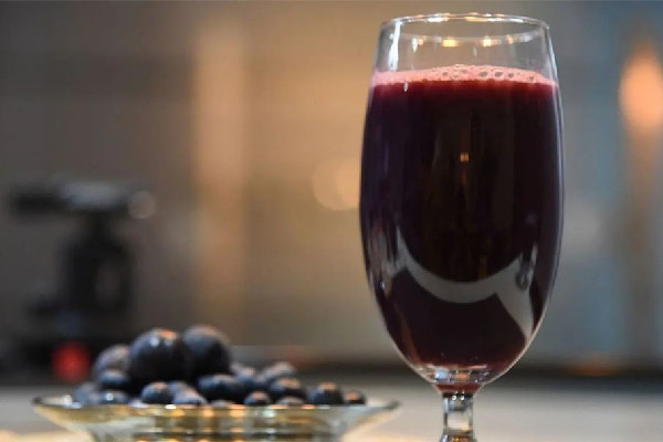 葡萄汁可以美白嗎 葡萄汁對(duì)皮膚好嗎 葡萄汁可以美白嗎 葡萄汁對(duì)皮膚好嗎