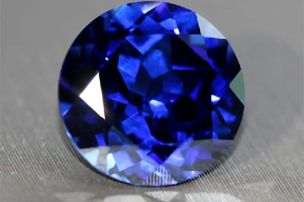 藍(lán)寶石有燒和無燒有什么區(qū)別 藍(lán)寶石有燒和無燒價(jià)格差別大嗎 藍(lán)寶石有燒和無燒有什么區(qū)別 藍(lán)寶石有燒和無燒價(jià)格差別大嗎