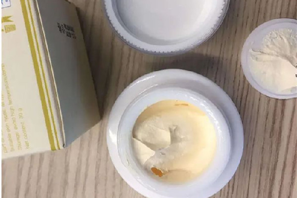 貴婦膏一次用多少合適 貴婦膏涂在臉上怎么油膩膩的 貴婦膏一次用多少合適 貴婦膏涂在臉上怎么油膩膩的