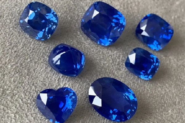 藍寶石有多少種顏色 藍寶石的顏色等級順序 藍寶石有多少種顏色 藍寶石的顏色等級順序