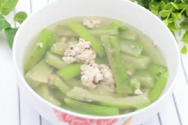 絲瓜湯和鯽魚湯哪個(gè)更下奶 絲瓜湯適合產(chǎn)婦吃嗎 絲瓜湯和鯽魚湯哪個(gè)更下奶 絲瓜湯適合產(chǎn)婦吃嗎