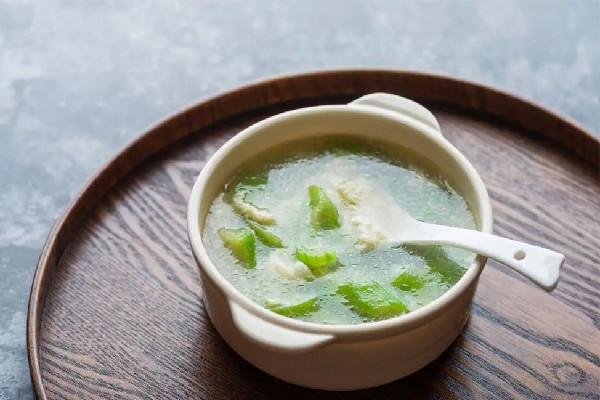 絲瓜湯怎么做才好喝 絲瓜湯用哪種絲瓜 絲瓜湯怎么做才好喝 絲瓜湯用哪種絲瓜