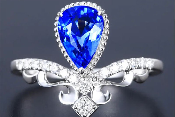 藍寶石有多少種顏色 藍寶石的顏色等級順序 藍寶石有多少種顏色 藍寶石的顏色等級順序