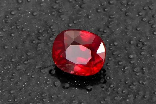 紅寶石會升值嗎 紅寶石的等級及價(jià)值