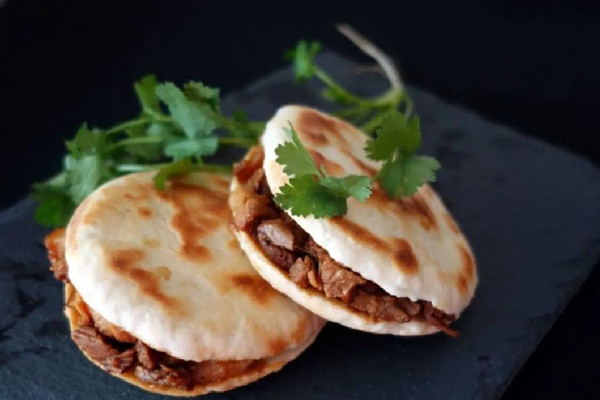 肉夾饃的肉燉多久才爛糊 肉夾饃的肉用豬哪個(gè)部位的最好 肉夾饃的肉燉多久才爛糊 肉夾饃的肉用豬哪個(gè)部位的最好