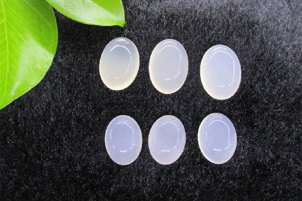 白玉髓值錢(qián)嗎 白玉髓手鐲一般在什么價(jià)位