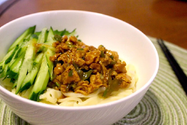 手搟面配什么鹵子好吃 手搟面配菜有哪些 手搟面配什么鹵子好吃 手搟面配菜有哪些