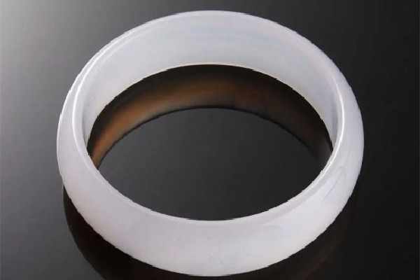 白玉髓值錢(qián)嗎 白玉髓手鐲一般在什么價(jià)位