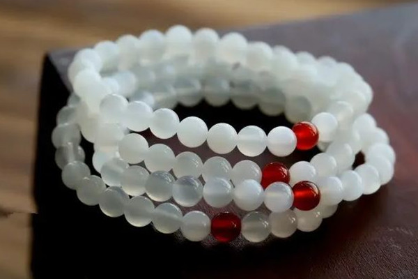 白玉髓要消磁嗎 白玉髓怎么消磁 白玉髓要消磁嗎 白玉髓怎么消磁