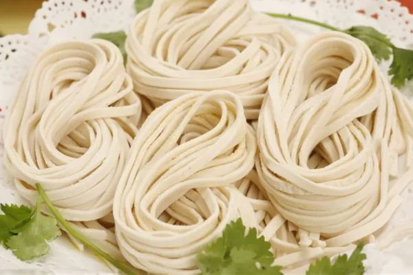 手搟面要煮多少才能熟 手搟面煮的時(shí)候容易斷是什么原因