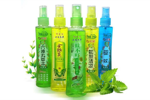 花露水能驅(qū)蚊子嗎 花露水的作用與功效 花露水能驅(qū)蚊子嗎 花露水的作用與功效