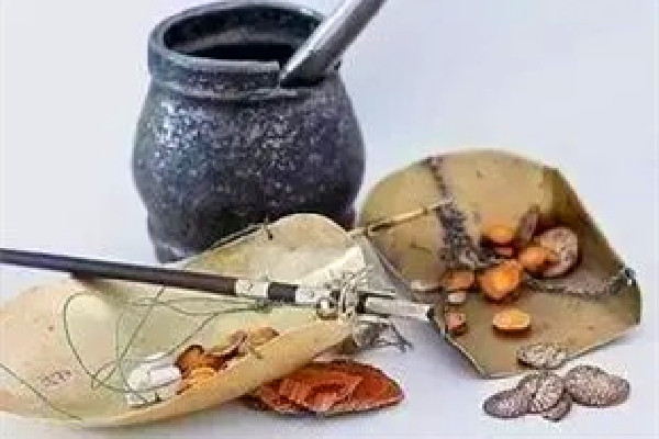 三伏貼去濕氣嗎 三伏貼對(duì)風(fēng)濕有效果嗎 三伏貼去濕氣嗎 三伏貼對(duì)風(fēng)濕有效果嗎