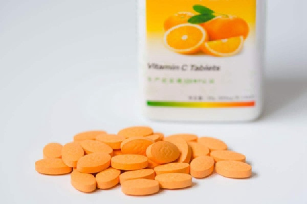 維生素c可以空腹吃嗎 維生素c適合白天吃還是晚上吃