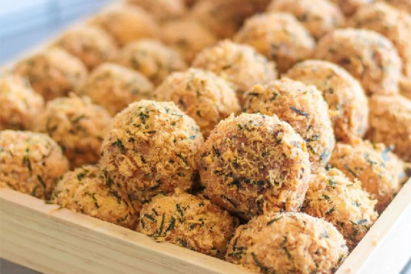 肉松小貝的營養(yǎng)價值 肉松小貝適合當(dāng)早餐嗎 肉松小貝的營養(yǎng)價值 肉松小貝適合當(dāng)早餐嗎