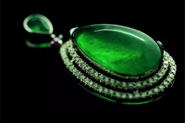 帝王綠有沒(méi)有冰種 帝王綠是最好的翡翠嗎 帝王綠有沒(méi)有冰種 帝王綠是最好的翡翠嗎