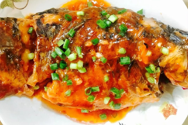 鯽魚要去魚腥線嗎 鯽魚去腥味怎么處理 鯽魚要去魚腥線嗎 鯽魚去腥味怎么處理