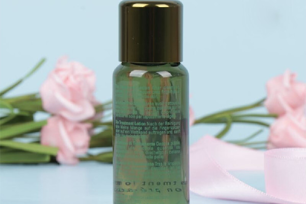 海藍之謎精華水的正確使用方法 海藍之謎精華水用之前需要搖一搖嗎 海藍之謎精華水的正確使用方法 海藍之謎精華水用之前需要搖一搖嗎