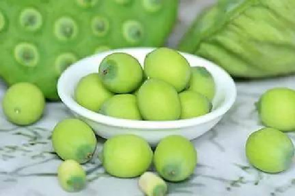 新鮮蓮子孕婦能生吃嗎 新鮮蓮子的功效 新鮮蓮子孕婦能生吃嗎 新鮮蓮子的功效