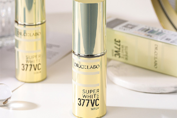 淡斑精華液可以每天使用嗎 淡斑精華液有副作用嗎