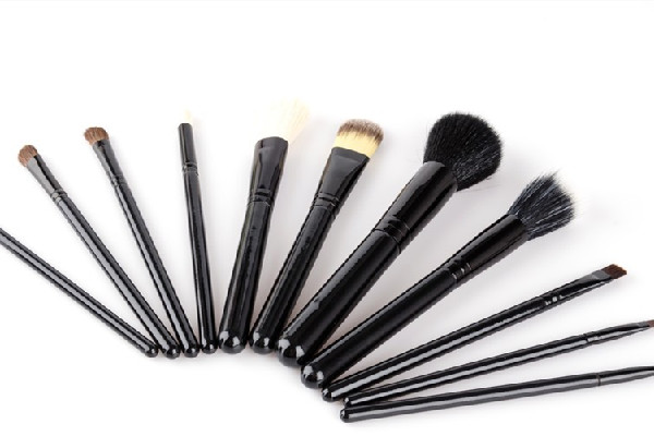 化妝刷不干凈會引起臉過敏嗎 化妝刷會有螨蟲嗎 化妝刷不干凈會引起臉過敏嗎 化妝刷會有螨蟲嗎