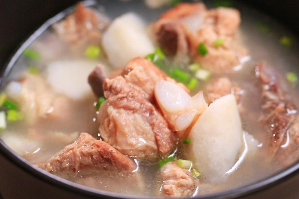 排骨湯用什么排骨 排骨湯買哪個(gè)部位最好 排骨湯用什么排骨 排骨湯買哪個(gè)部位最好