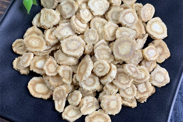 沙參煲湯需要提前泡嗎 沙參煲湯的做法 沙參煲湯需要提前泡嗎 沙參煲湯的做法