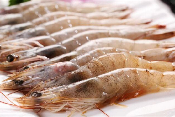 基圍蝦煮出來發(fā)黑怎么回事 基圍蝦發(fā)黑還能吃嗎 基圍蝦煮出來發(fā)黑怎么回事 基圍蝦發(fā)黑還能吃嗎