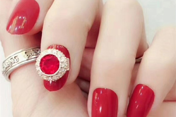 穿戴甲洗澡會(huì)掉嗎 穿戴甲戴上多久不能沾水 穿戴甲洗澡會(huì)掉嗎 穿戴甲戴上多久不能沾水