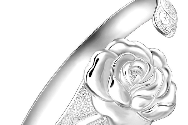 純銀手鐲發(fā)黃怎么回事 純銀手鐲怎么清洗 純銀手鐲發(fā)黃怎么回事 純銀手鐲怎么清洗