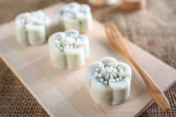 冰皮月餅預(yù)拌粉的做法及配方 冰皮月餅制作方法 冰皮月餅預(yù)拌粉的做法及配方 冰皮月餅制作方法