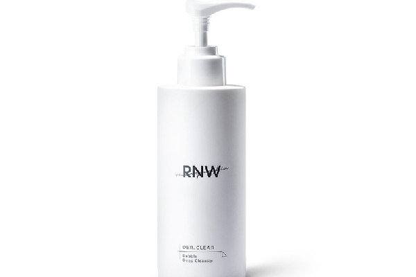 rnw洗面奶去黑頭效果怎么樣 rnw洗面奶有什么作用 rnw洗面奶去黑頭效果怎么樣 rnw洗面奶有什么作用