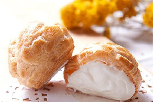 泡芙有點(diǎn)酸了還能吃嗎 泡芙發(fā)酸是壞了嗎 泡芙有點(diǎn)酸了還能吃嗎 泡芙發(fā)酸是壞了嗎