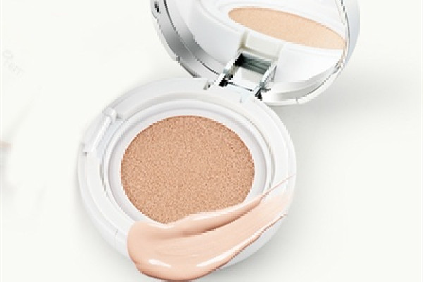 氣墊可以代替粉底液嗎 氣墊可以直接涂在臉上嗎 氣墊可以代替粉底液嗎 氣墊可以直接涂在臉上嗎