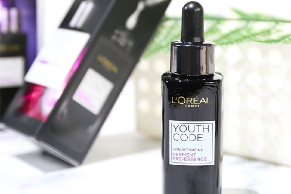 歐萊雅小黑瓶肌底液和雅詩(shī)蘭黛小棕瓶哪個(gè)好 歐萊雅小黑瓶肌底液和雅詩(shī)蘭黛小棕瓶能一起用嗎 歐萊雅小黑瓶肌底液和雅詩(shī)蘭黛小棕瓶哪個(gè)好 歐萊雅小黑瓶肌底液和雅詩(shī)蘭黛小棕瓶能一起用嗎