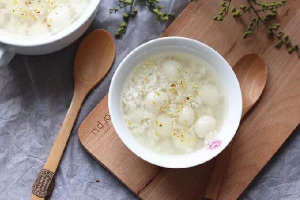 米酒可以下奶水嗎 米酒對女性有什么好處 米酒可以下奶水嗎 米酒對女性有什么好處