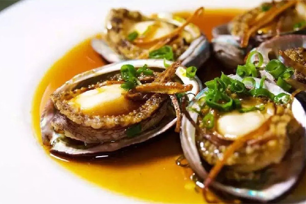 鮑魚可以和什么一起煲湯 鮑魚煲湯要煲多久才好 鮑魚可以和什么一起煲湯 鮑魚煲湯要煲多久才好