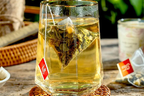 蜜桃烏龍茶可以用冷水泡嗎 蜜桃烏龍茶怎么泡才正確 蜜桃烏龍茶可以用冷水泡嗎 蜜桃烏龍茶怎么泡才正確