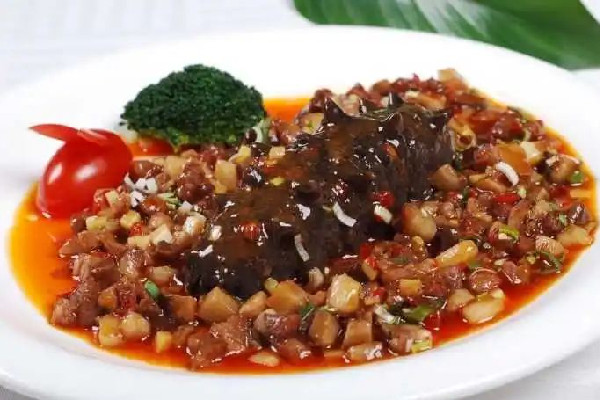 海參什么季節(jié)吃對身體好 海參適合什么人吃 海參什么季節(jié)吃對身體好 海參適合什么人吃